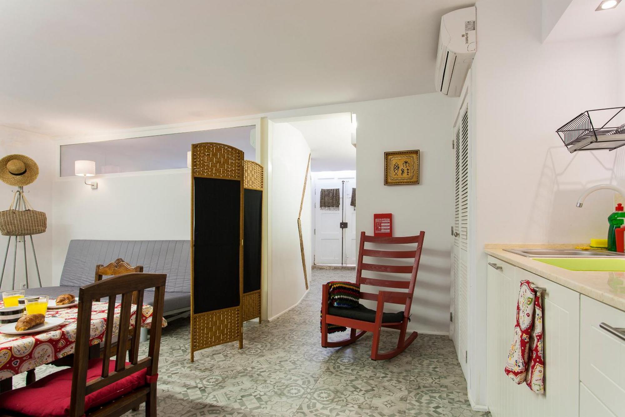 Joivy Alfama 35 Apartments Lisbon Exterior photo
